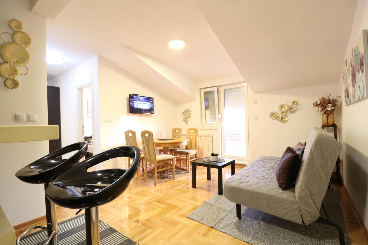 Apartamento Flat 23 Belgrado Exterior foto